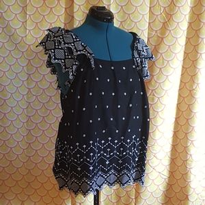 Old Navy ruffle sleeve blouse